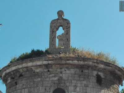Il campanile sembra poter crollare da un momento all�altro.Nel 2011 � stato presentato un progetto di restauro che per� non � mai andato in porto